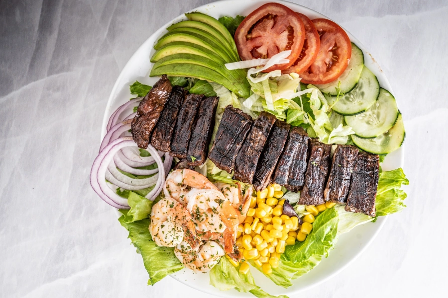 Ensalada de Mar y Tierra 